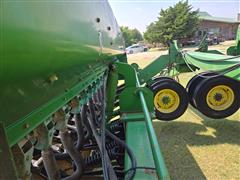 items/4b8e76c1c361ef11a4e6000d3a62e002/johndeere4553sectionfoldinggraindrill_45e82bed0b4e4947945dea088c4d5f29.jpg