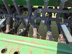 items/4b8e76c1c361ef11a4e6000d3a62e002/johndeere4553sectionfoldinggraindrill_70fcb0a443fc4a208b3380c2f59ec2a8.jpg