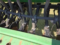 items/4b8e76c1c361ef11a4e6000d3a62e002/johndeere4553sectionfoldinggraindrill_7bac14a0ec2f49f8bab26c6600dfc745.jpg