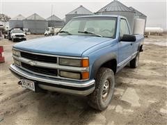 1997 Chevrolet K2500 Cheyenne 4x4 Pickup 