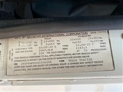 items/4bf0e300fa13ed11b5cf0003fff934d4/1997international9400eagle6x4tatrucktractor_24cd7a414b414895b29d23395bd93415.jpg