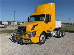 2016 Volvo VNL T/A Day Cab Truck Tractor 