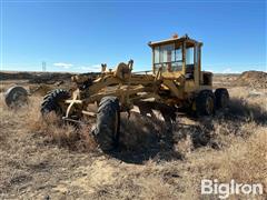 Caterpillar 12 Motor Grader 