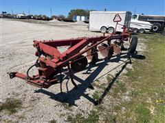 International 710 5 Bottom Plow 