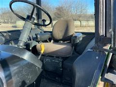 items/4c70002f0babed119ac400155d423b69/johndeere44402wdtractor-11_4796d92a4470459bae3fb5691d86ae76.jpg