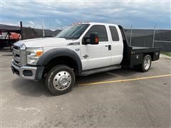 2016 Ford F550XLT Super Duty 2WD Extended Cab Flatbed Pickup 