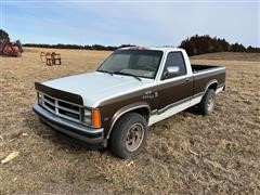 1989 Dodge Dakota 2WD Pickup 