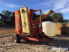 New Holland 358 Grinder Mixer 