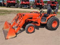 Kubota B7800 Compact Utility Tractor 