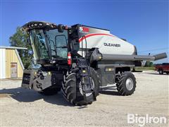 2015 Gleaner S78 Super Series 4WD Combine 