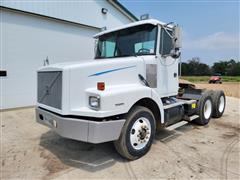 1996 Volvo WG64T T/A Day Cab Truck Tractor 