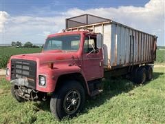 1983 International 1955 T/A Truck W/Grain/Silage Box 
