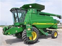 2000 John Deere 9550 2WD Combine 