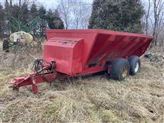 Gehl Pull Type Manure Spreader 