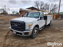 2015 Ford F350 Super Duty 2WD Utility Truck 