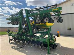 2011 John Deere 1720 CCS 16R30" Planter 