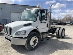 2005 Freightliner Business Class M2 S/A Cab & Chassis 