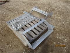 Aluminum Truck Steps & Decking 