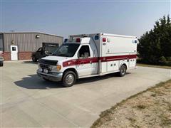 1997 Ford E350 Super Duty 2WD Ambulance W/Ambulance Corp. Type III Body 