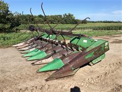 John Deere 843 Corn Header 