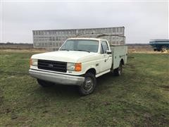 1988 Ford F350 2WD Utility Truck 