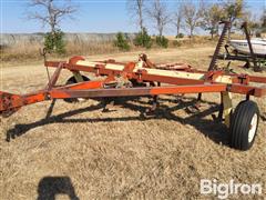 Krause 1072 14' Chisel Plow 