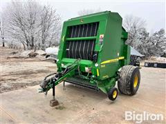 John Deere 568 MegaWide Plus Round Baler 