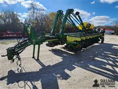 2013 John Deere 1770NT MaxEmerge XP 24R30" Planter 