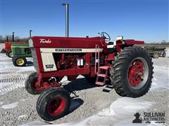 International 1066 2WD Tractor 