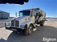 2002 Kenworth T300 S/A Feed Truck W/Roto-Mix 620-16 Box 