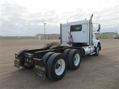 items/51266c9bbc8eec11b8210003fff90f6a/2005kenwortht800tadaycabtrucktracor_66de694026cd4e67b3808084cba8bf18.jpg