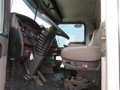 items/51266c9bbc8eec11b8210003fff90f6a/2005kenwortht800tadaycabtrucktracor_aceeebffcbf84ee5843f2bc4b4b8f0ed.jpg