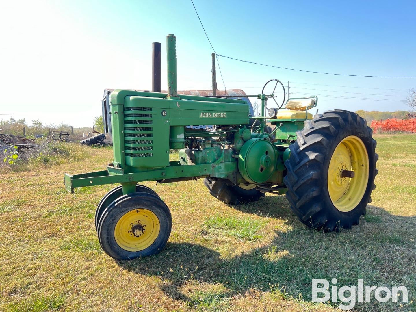 1948 John Deere G 2WD Tractor 