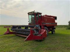 1978 International 1440 2WD Combine W/Flex Head 