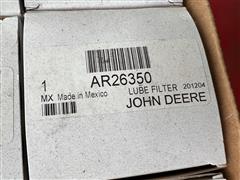 items/51772d98d95cee11a81c6045bd4a636e/johndeereoilfilters_17d91c16623049ceae5b3a4b4f69a026.jpg