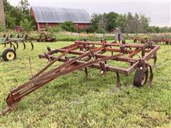 International 55 14' Chisel Plow 