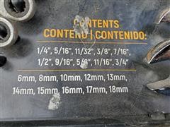 items/519b67ae0278ec11b8210003fff90f6a/gearwrenchsaemetricratchetingcombinationwrenchset_46877c8d479b47e9afdf0579020ded42.jpg