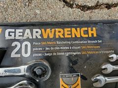 items/519b67ae0278ec11b8210003fff90f6a/gearwrenchsaemetricratchetingcombinationwrenchset_7b1b047861724e54b1454482c8fbfcd5.jpg