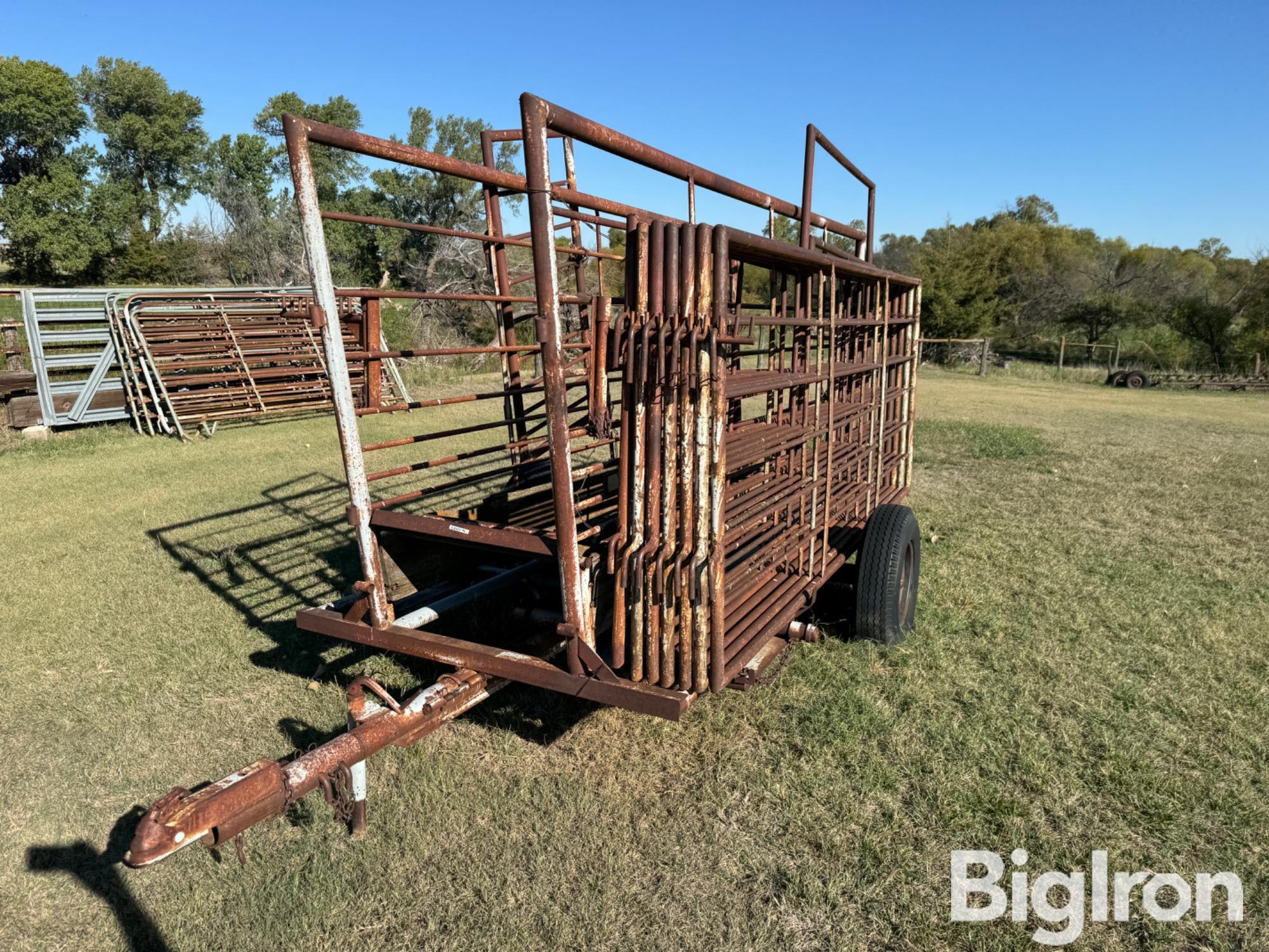 Stroberg Loading Chute w/ Panels 