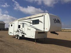 2008 Forest River Cardinal LE 5th Wheel Camper 