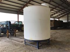 3,000 Gallon Poly Tank 