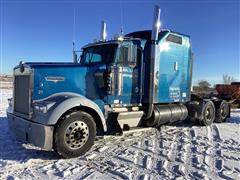 2005 Kenworth W900 T/A Truck Tractor 
