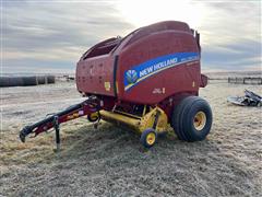 2014 New Holland RB560 Specialty Crop Round Baler 