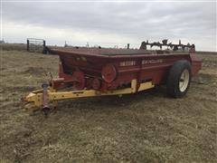 New Holland 520 Manure Spreader 