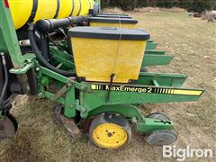 items/52bc495175acef1195f6000d3a620d5e/johndeere72008r30planter-24_1b18fec997404b4caa1cf5432f82cce0.jpg