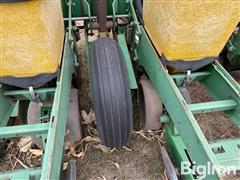 items/52bc495175acef1195f6000d3a620d5e/johndeere72008r30planter-24_4244f05741a34b87bc35c3e4e52ee584.jpg