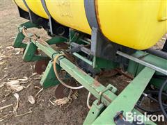 items/52bc495175acef1195f6000d3a620d5e/johndeere72008r30planter-24_456b8b5dfd1a47148be1d591a420f2e3.jpg