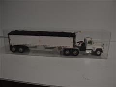 Nylint Grain Truck And Trailer In Case 