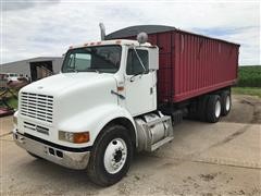 1999 International 8100 T/A Grain Truck 