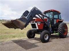 Case IH 2096 2WD Tractor W/Farmhand Loader 